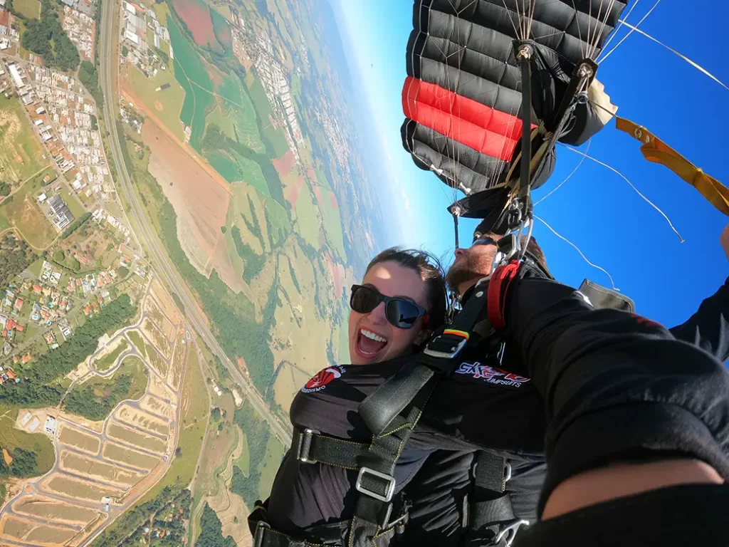 Salto de Paraquedas - Pacote Selfie